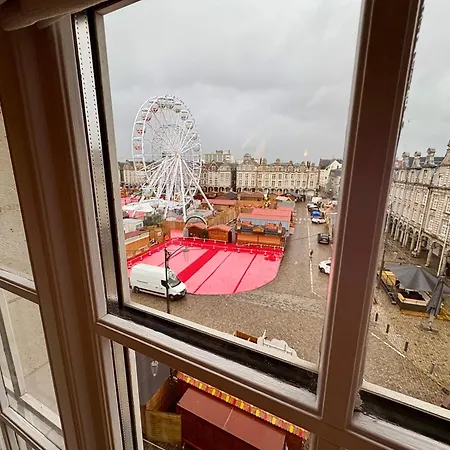 Au 1 Grand Place Vue Grand Place 2 Ch 4 Pers Appartement *