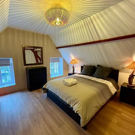 Au 1 Grand Place Vue Grand Place 2 Ch 4 Pers 아파트